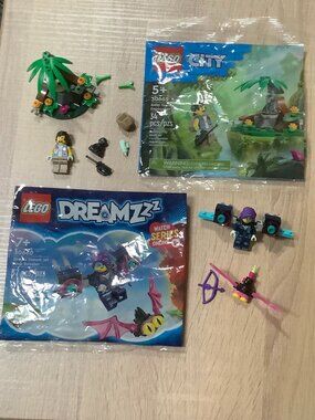 Lego City Jungle Baby Gorilla 30665 and Dreamzzz  Zoey's Jet Pack 30660